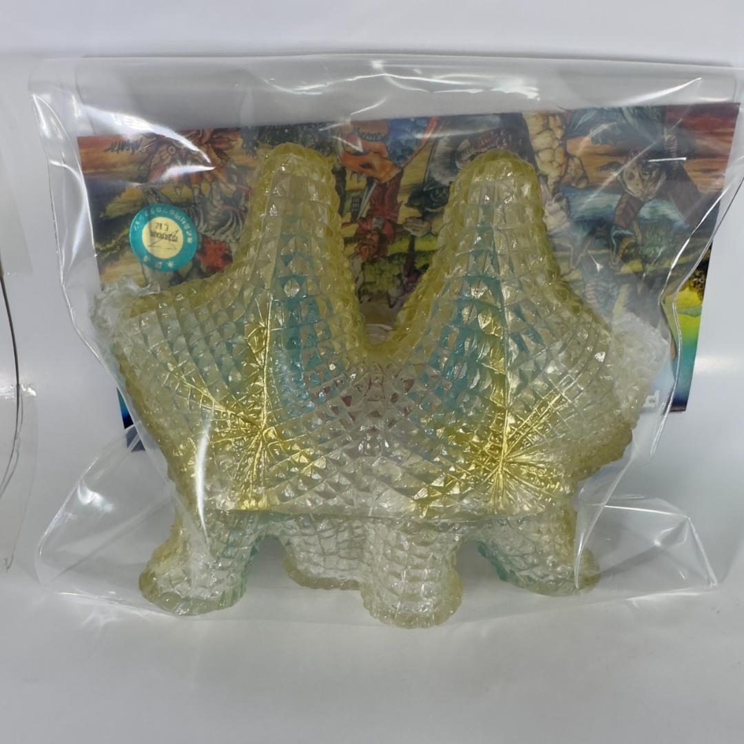 アークティーズ限定 MAX TOY ぺスター クリア成型 ソフビ ウルトラマン