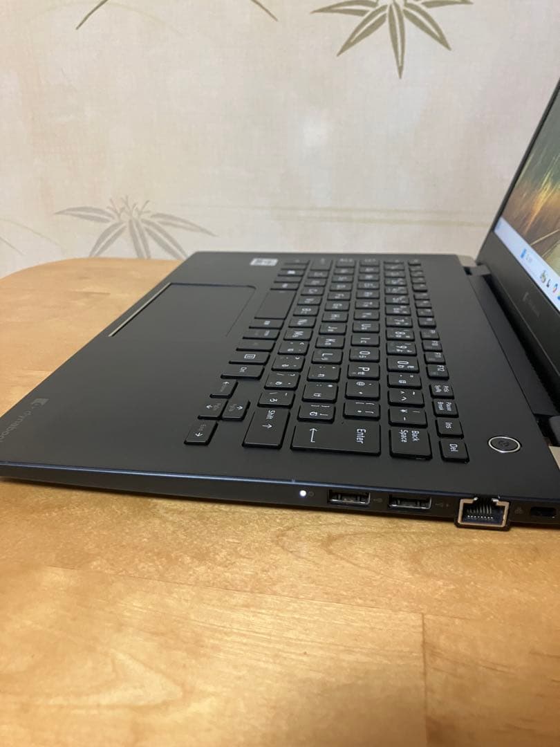 東芝dyna book G83/FS i5-10210U