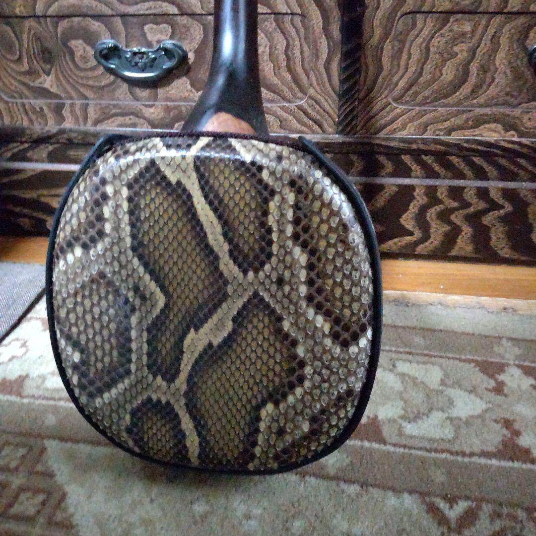 沖縄　三線　真壁型　本蛇皮強化張り　琉球　和楽器