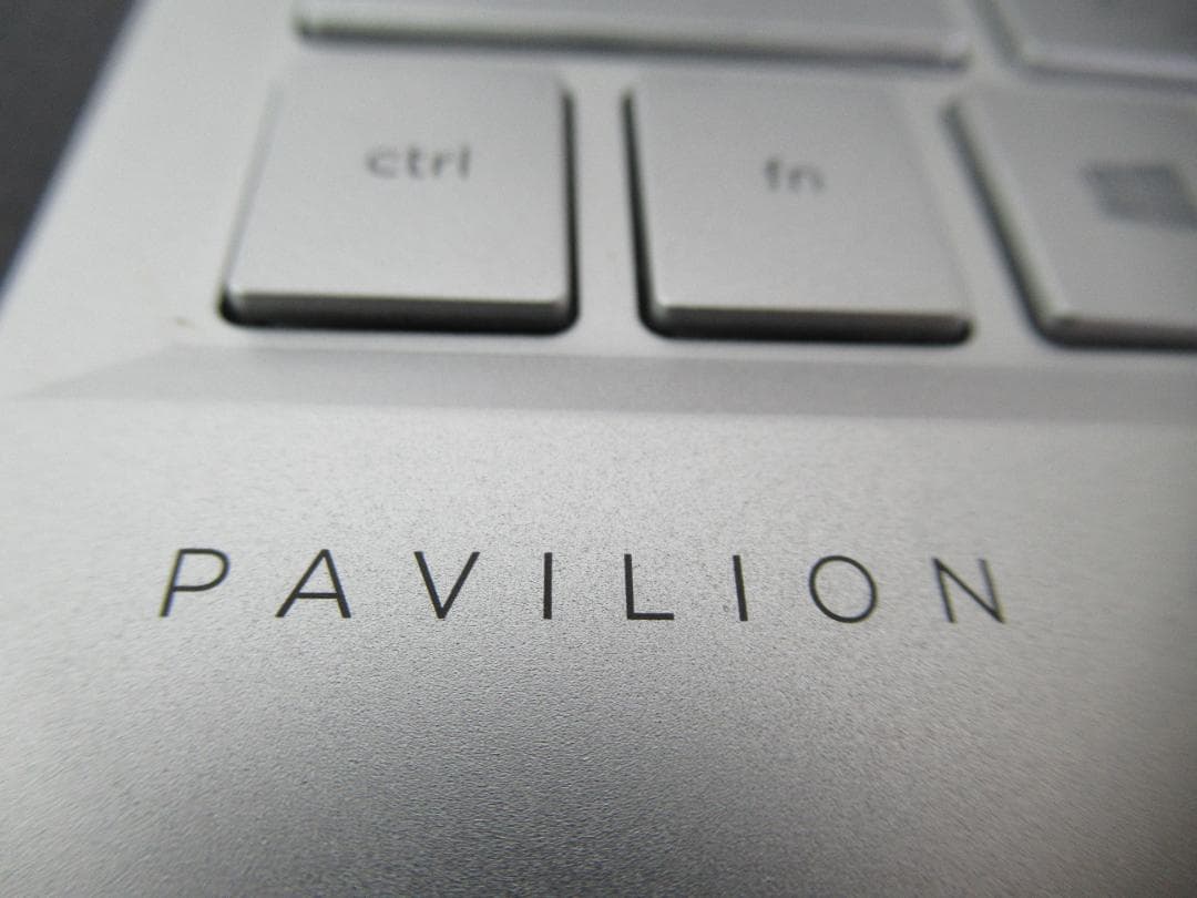 HP Pavilion 13-an1066TU タッチパネル 【ジャンク】