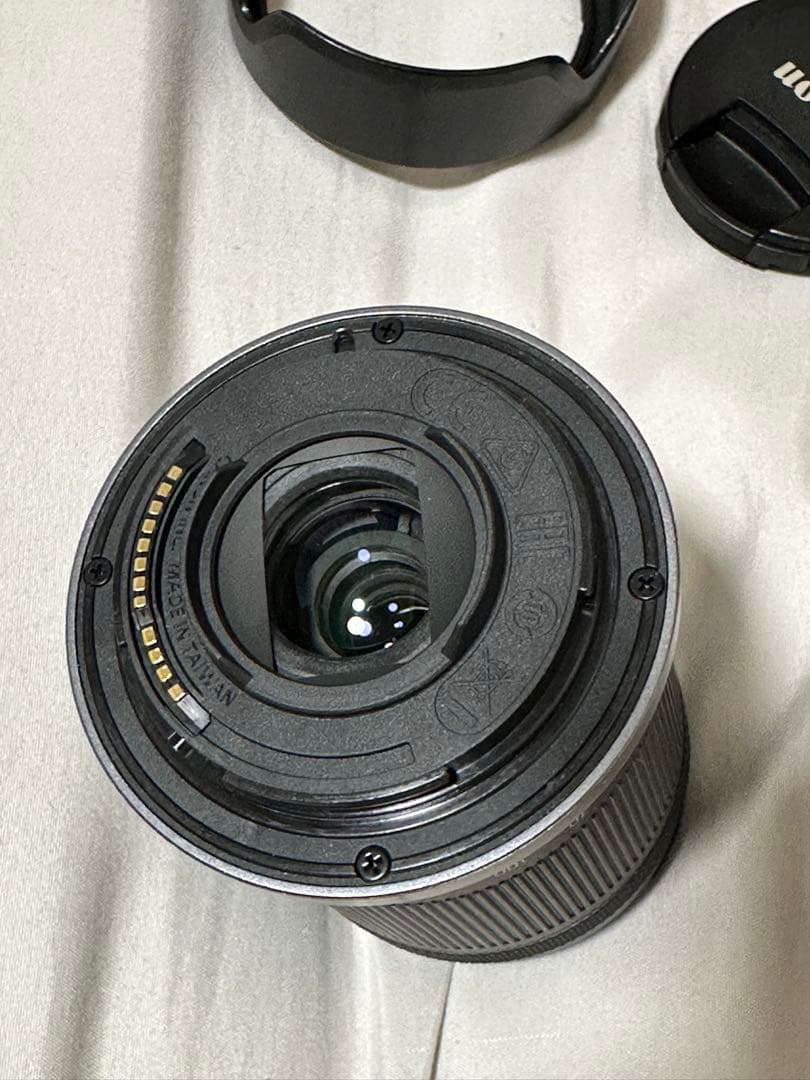 Canon RF S18-150mm F3.5-6.3 ズームレンズ