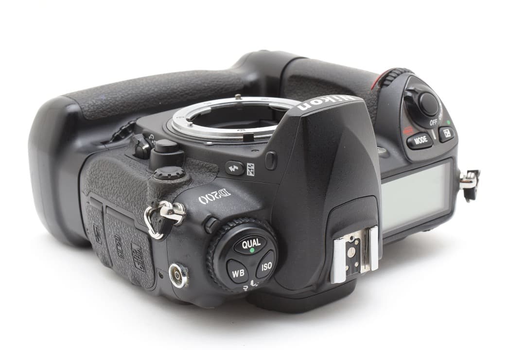 ★ショット数: 2428回★Nikon D200 + MB-D200 #1331