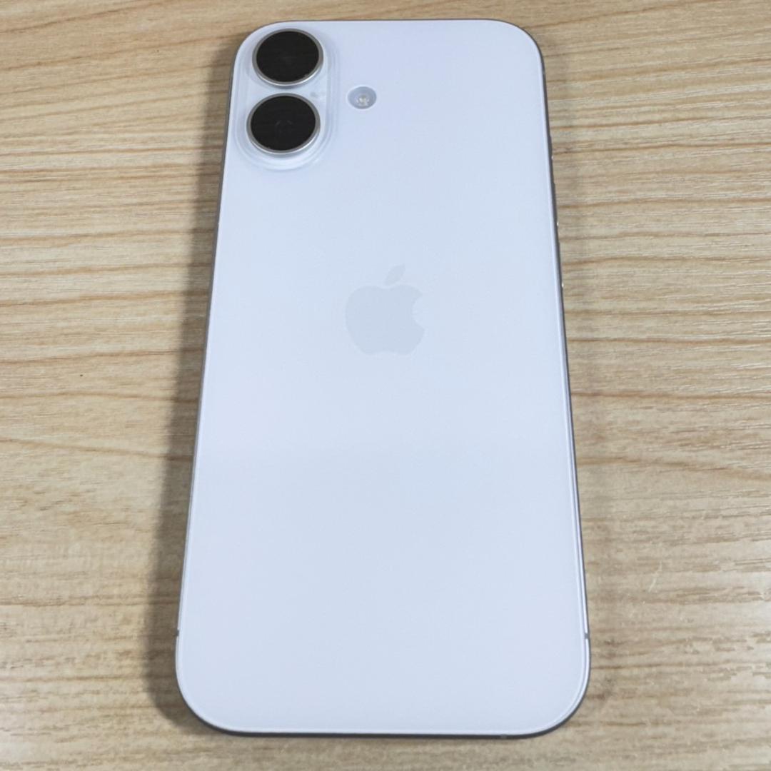 P6 超美品 iPhone17 256GB White おまけ付き