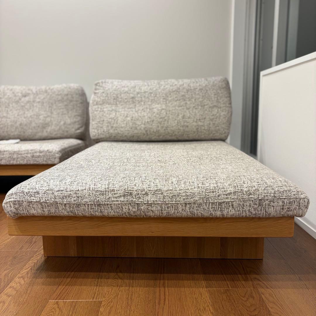 ※ PigBoneNoodleマスターウォールデニッシュアームレスカウチ