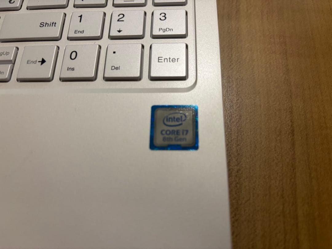 【美品】NEC LAVIE 第8世代 i7 SSD 500G 16G ノートPC