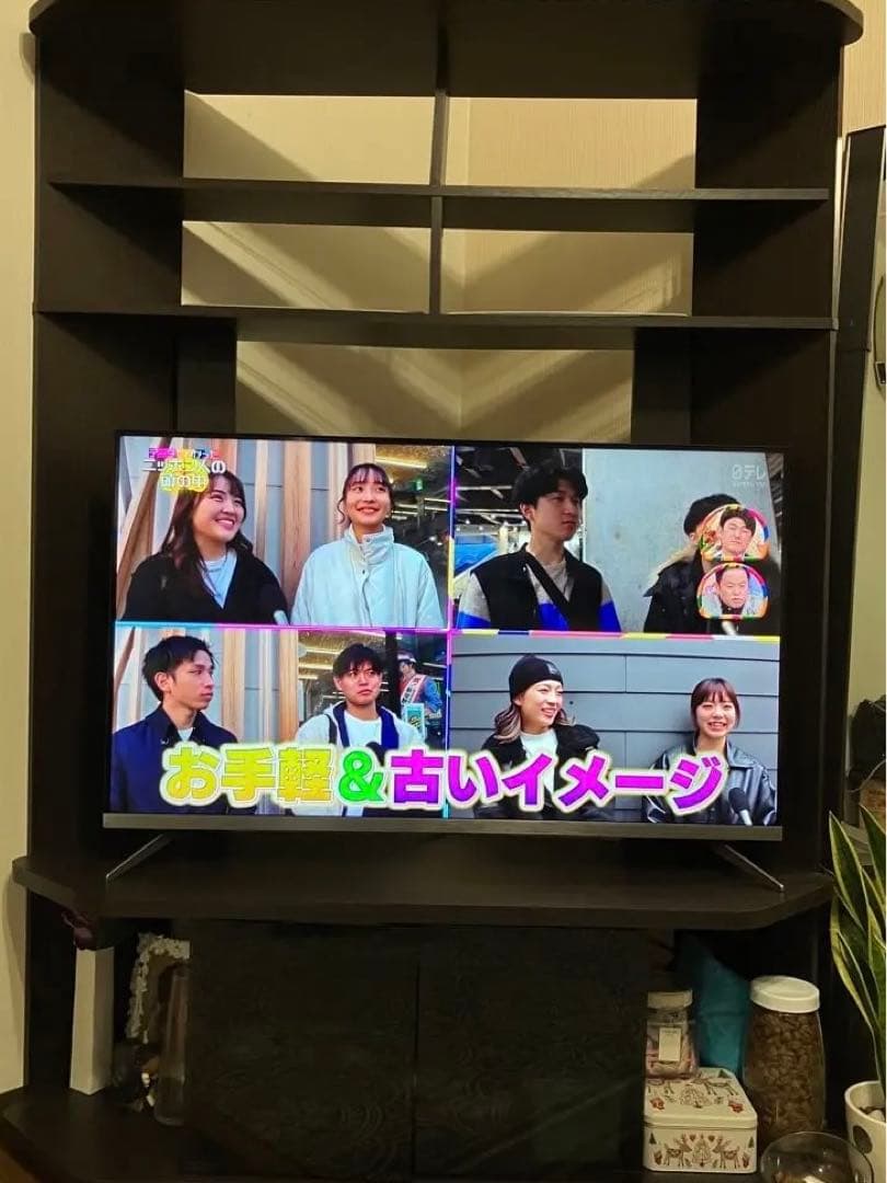 TV台　コーナー