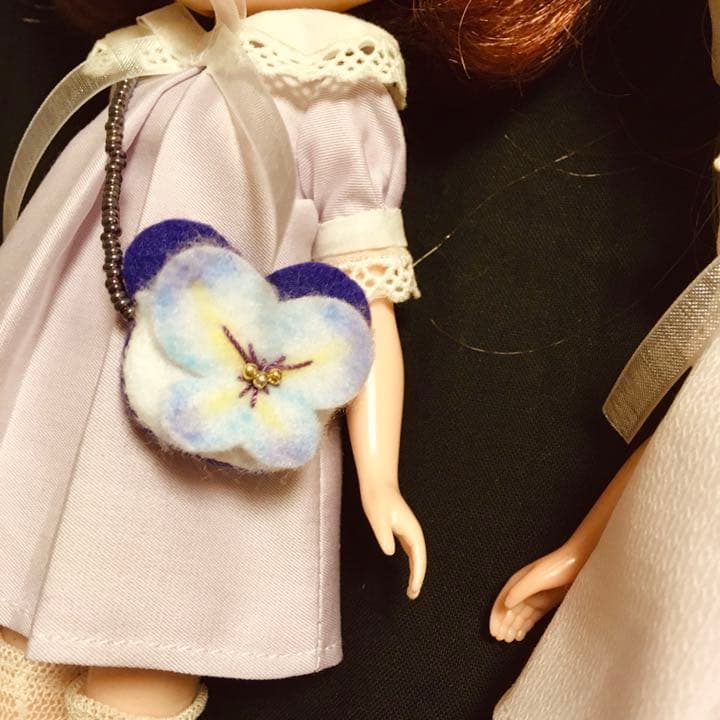 レースミニワンピースすみれセット　リカちゃん　ブライス