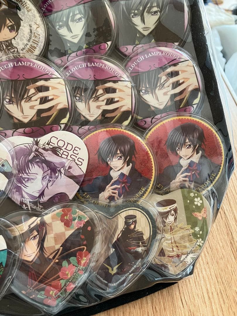 コードギアス ルルーシュ　缶バッジ　ラバーストラップ　痛バ