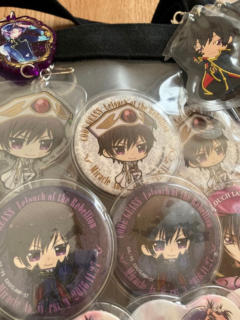 コードギアス ルルーシュ　缶バッジ　ラバーストラップ　痛バ