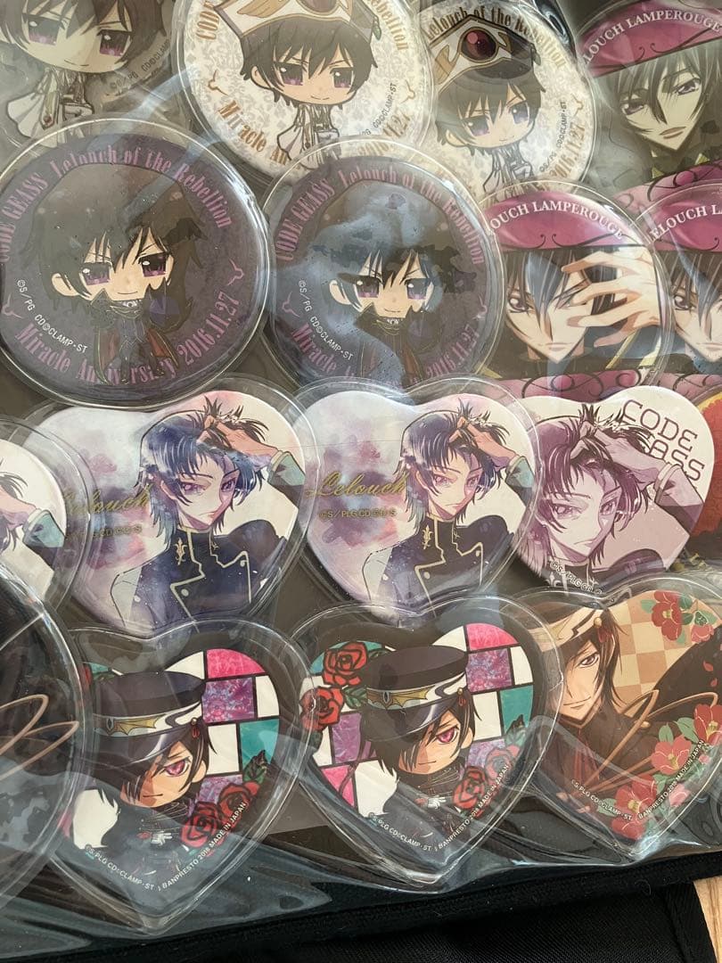 コードギアス ルルーシュ　缶バッジ　ラバーストラップ　痛バ