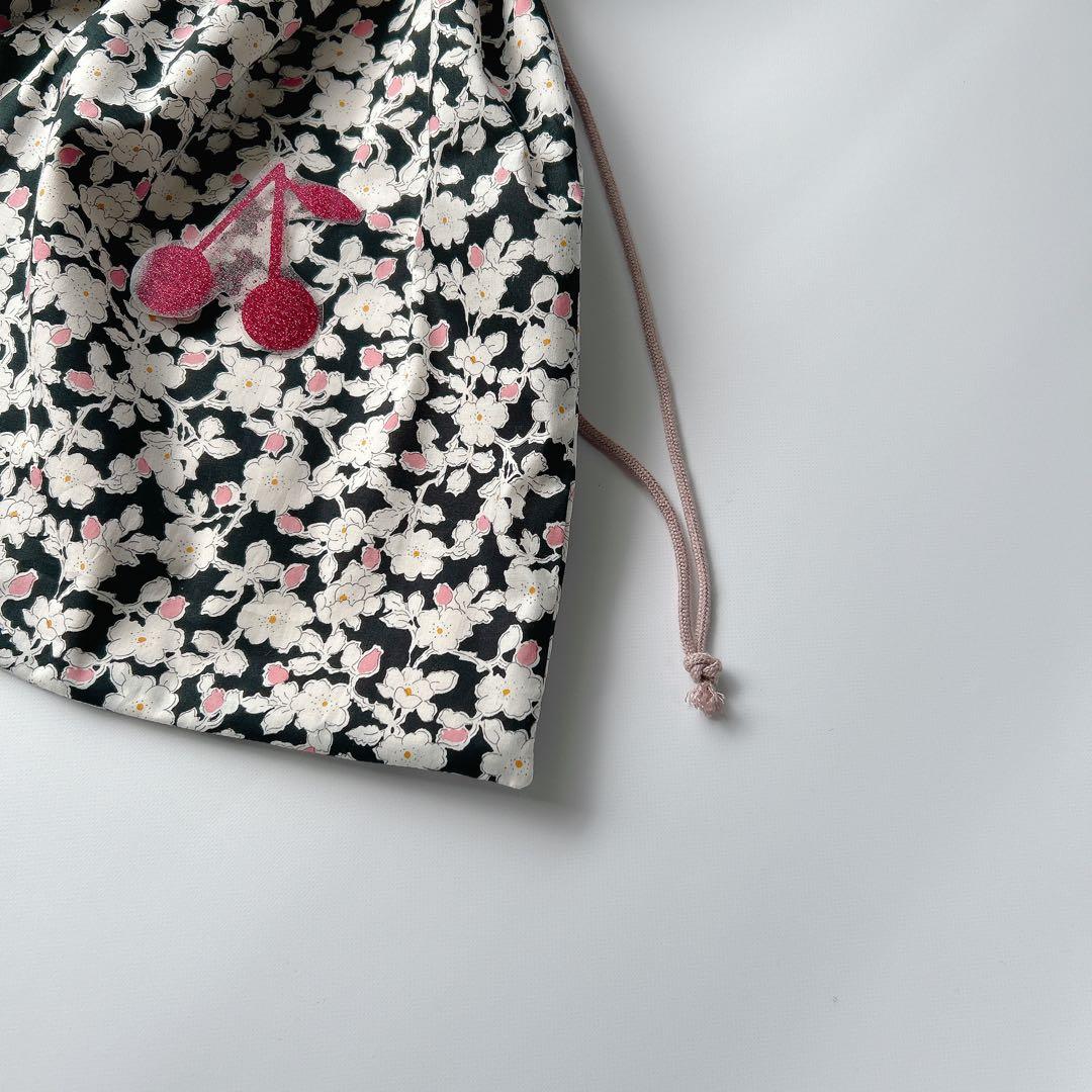 【Bonpoint起用柄】リバティ　レッスンバッグ　手提げ　入園入学　シャネル