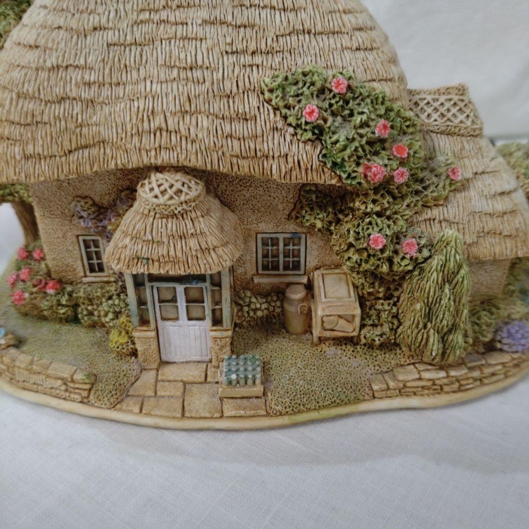 リリパットレーン　RASPBERRY RIPPLE