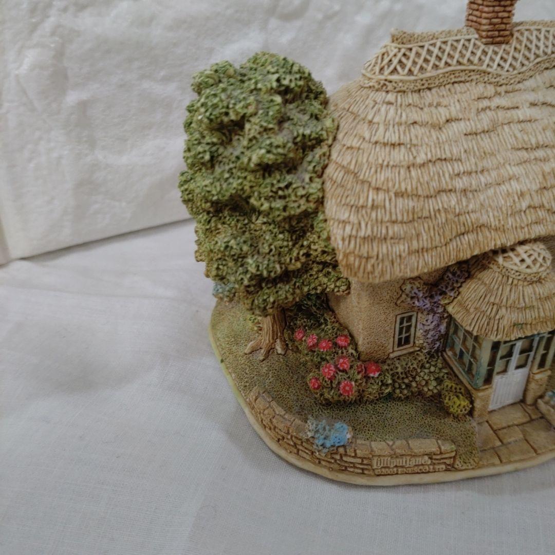 リリパットレーン　RASPBERRY RIPPLE