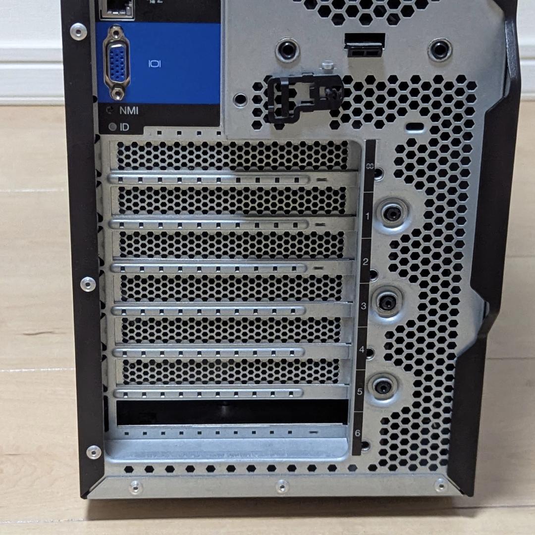 サーバー Lenovo ThinkSystem ST550; Xeon Gold 6230