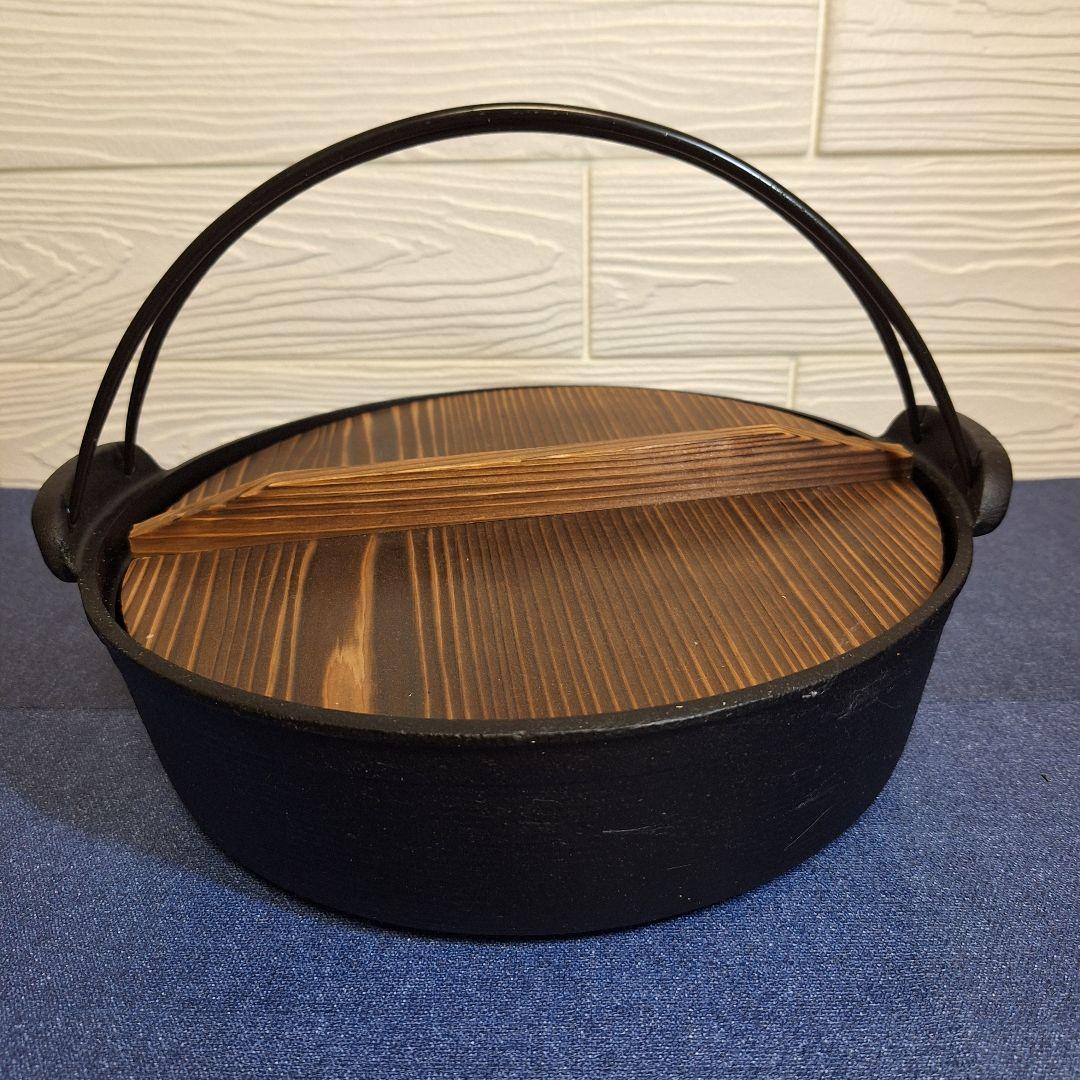 【IH対応・南部鉄器】いろり鍋 29cm 木蓋付き 田舎鍋 鉄鍋 煮込み料理に