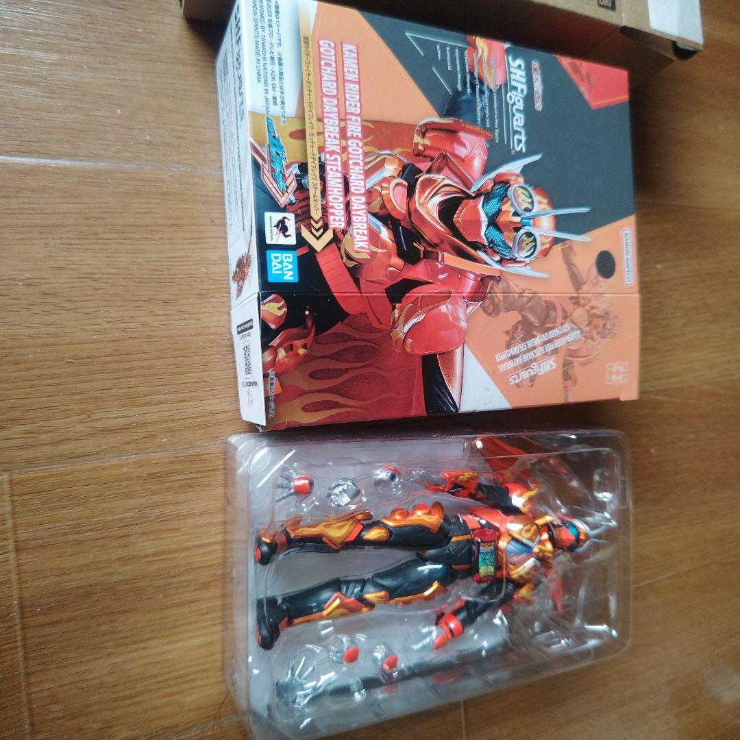 仮面ライダーファイヤーガッチャードディブレイク　S.H.Figuarts