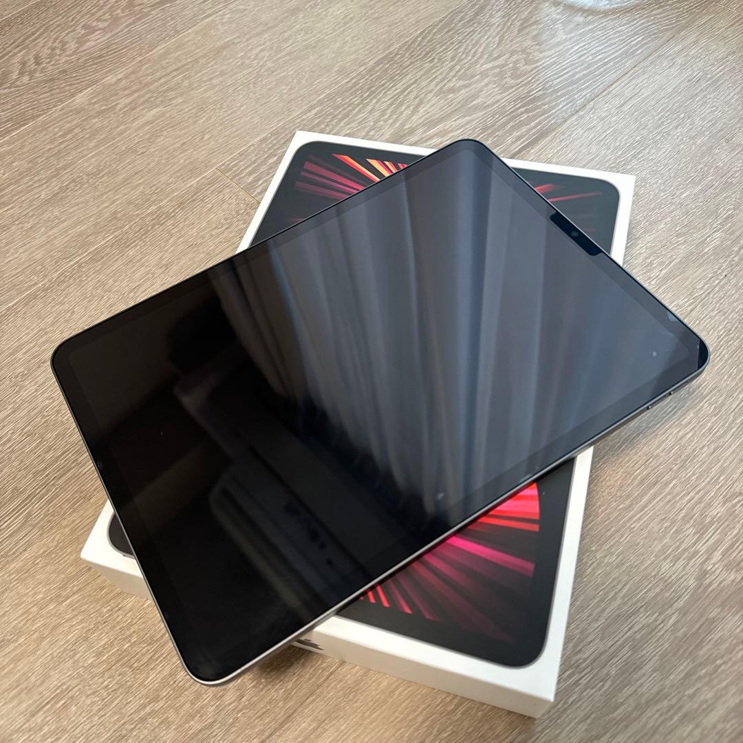 iPadPro11インチ 第3世代 256GB wifiモデル　スペースグレー