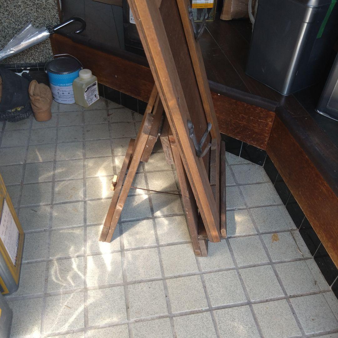 木製折りたたみ式ディスプレイボード