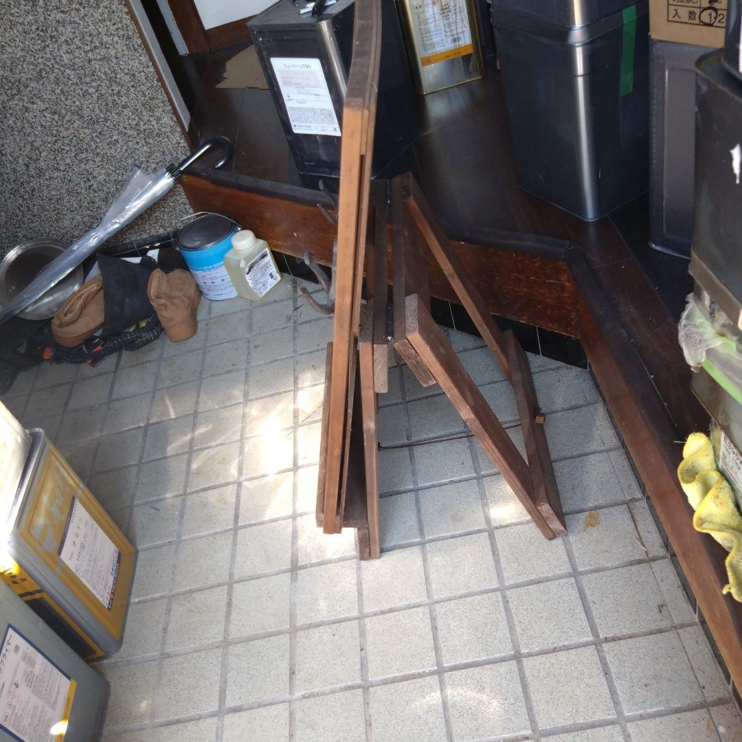 木製折りたたみ式ディスプレイボード