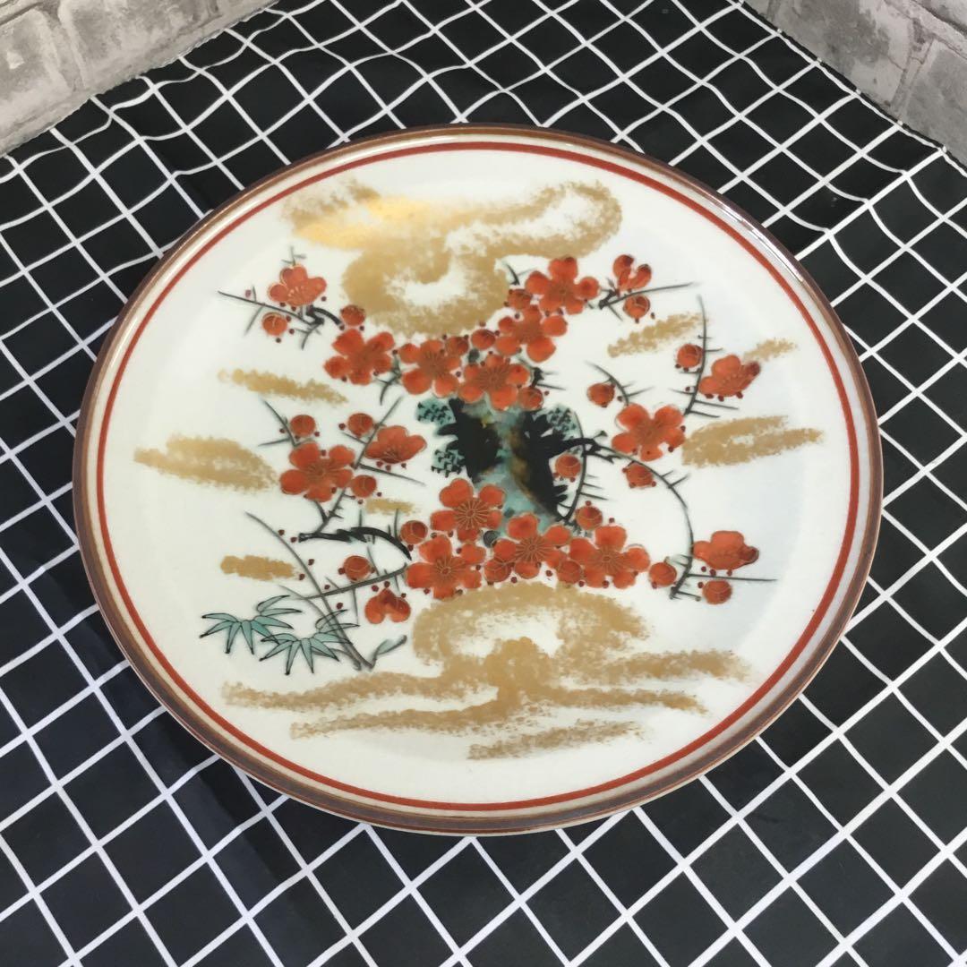 九谷焼　相川志保　花柄の陶磁器製楕円形皿　クタニヤキ