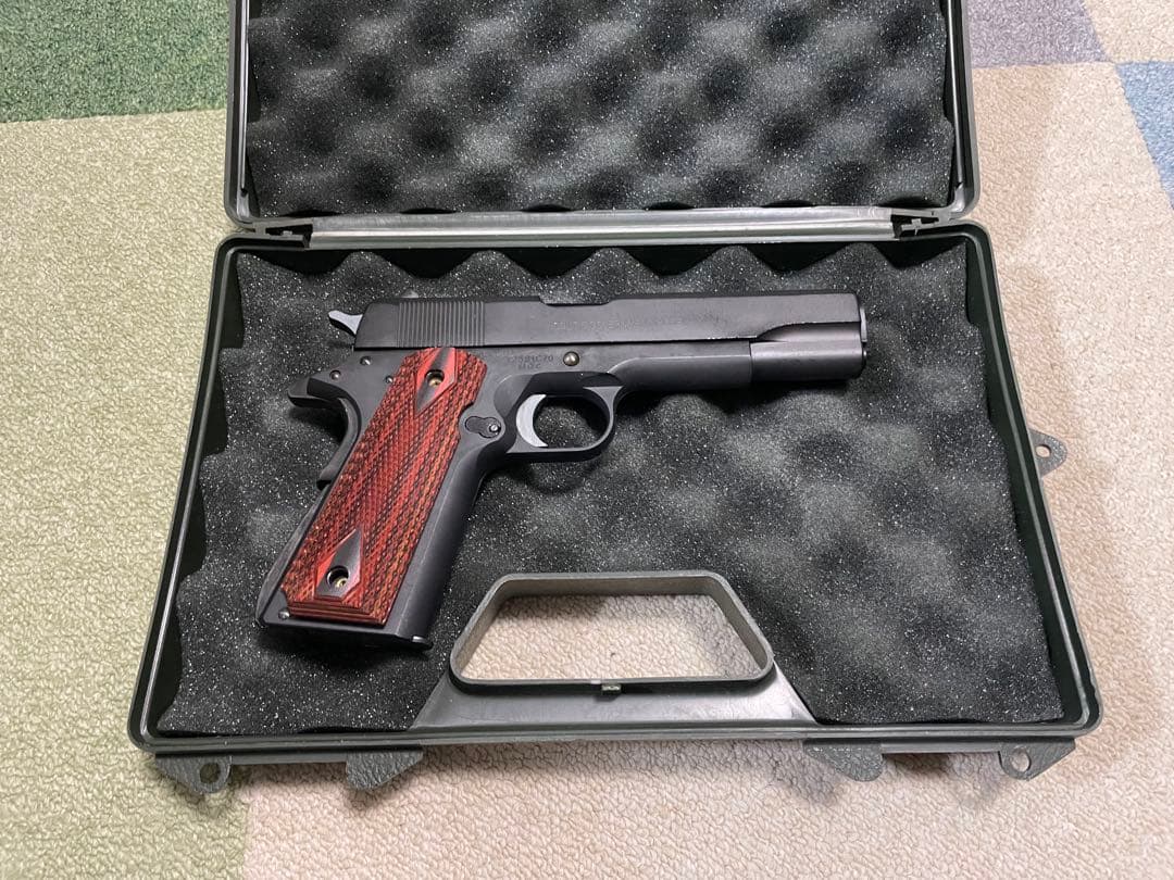 MGC モデルガン　ガバメント　木製グリップ