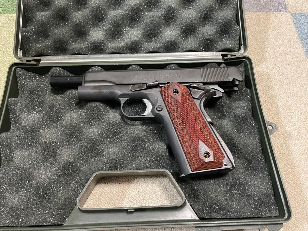 MGC モデルガン　ガバメント　木製グリップ