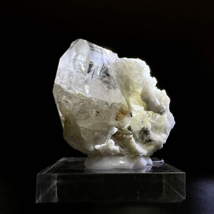 ※送料無料※【天然石 原石】パキスタン産トパーズ 原石 クラスター