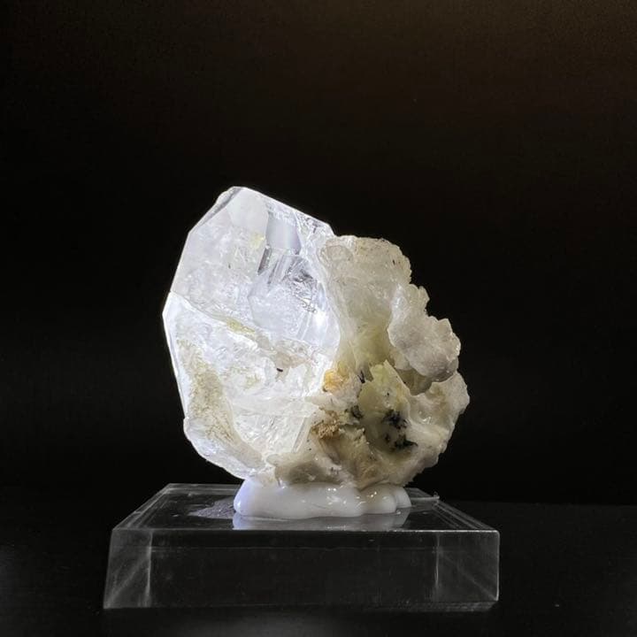 ※送料無料※【天然石 原石】パキスタン産トパーズ 原石 クラスター