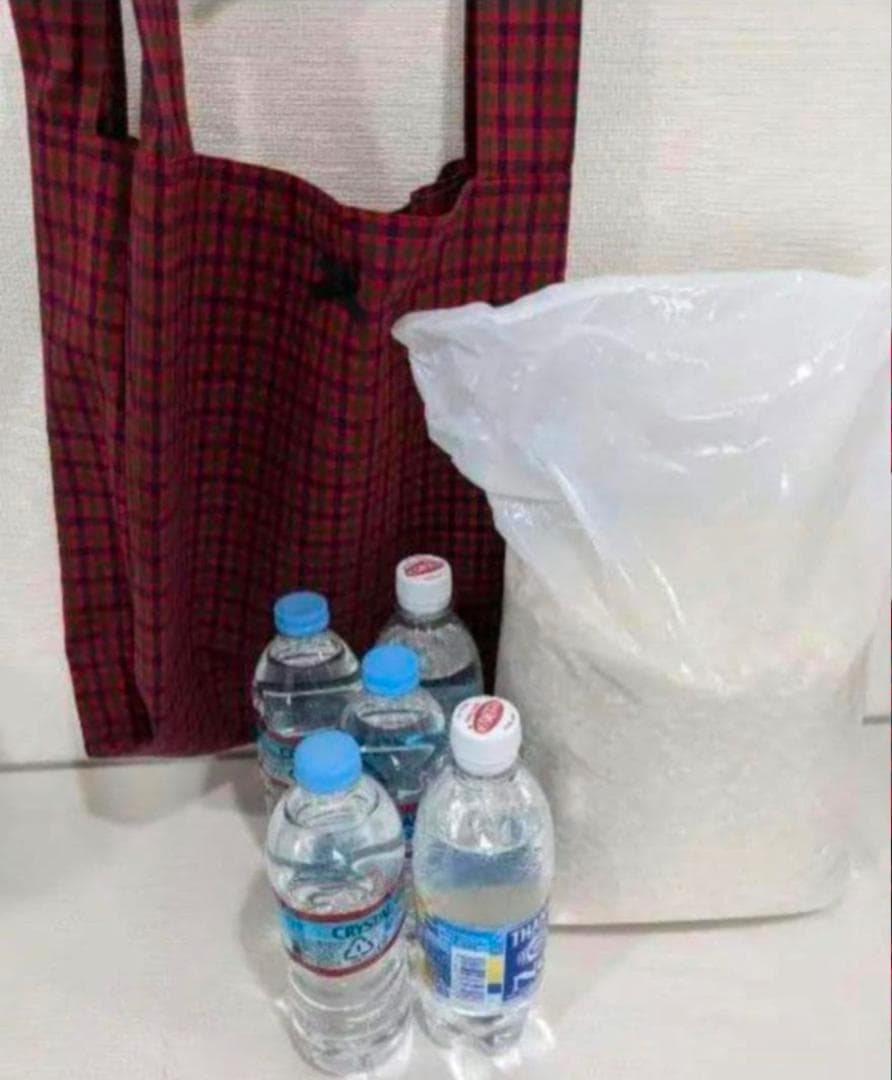 ファミリアチェックハンドメイド　マルチバッグ　レジバック　まとめられるバッグ