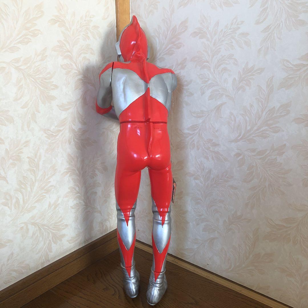 バンダイ　DX デラックス　リアルファイティングウルトラマン