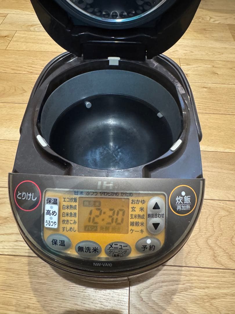 象印 IH炊飯器 NW-VA10 炊飯器　ご飯
