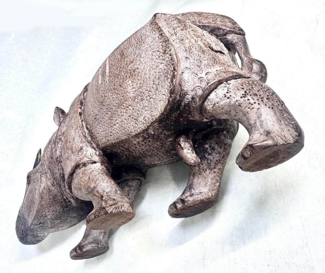 年代物 古唐木雕犀 唐木彫さい レア一点もの 金運招き 置物時代物WWWT033