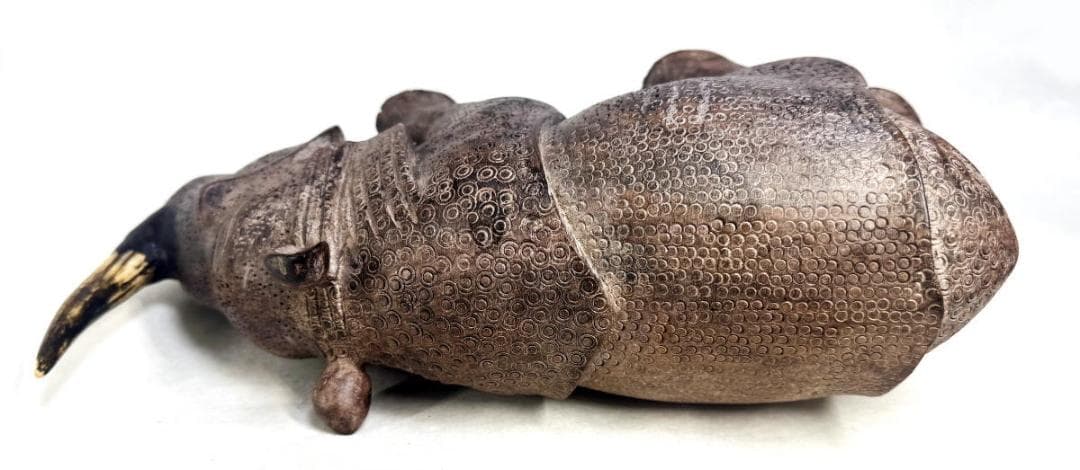 年代物 古唐木雕犀 唐木彫さい レア一点もの 金運招き 置物時代物WWWT033