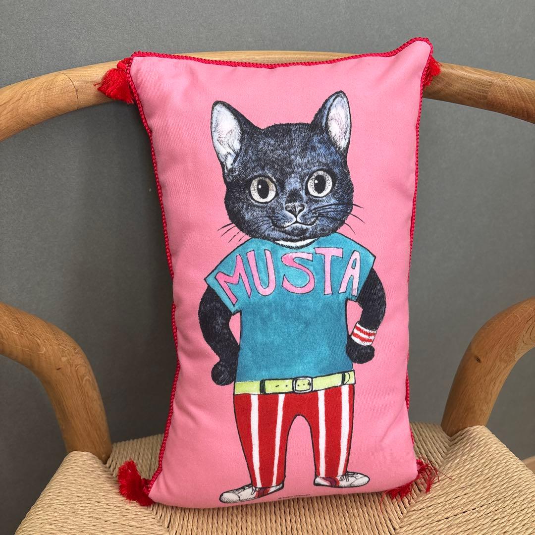 ヒグチユウコ　ボリス　クッション