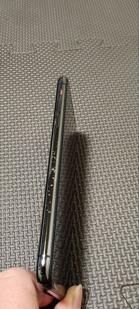 Ip x 64G SIMロックなし