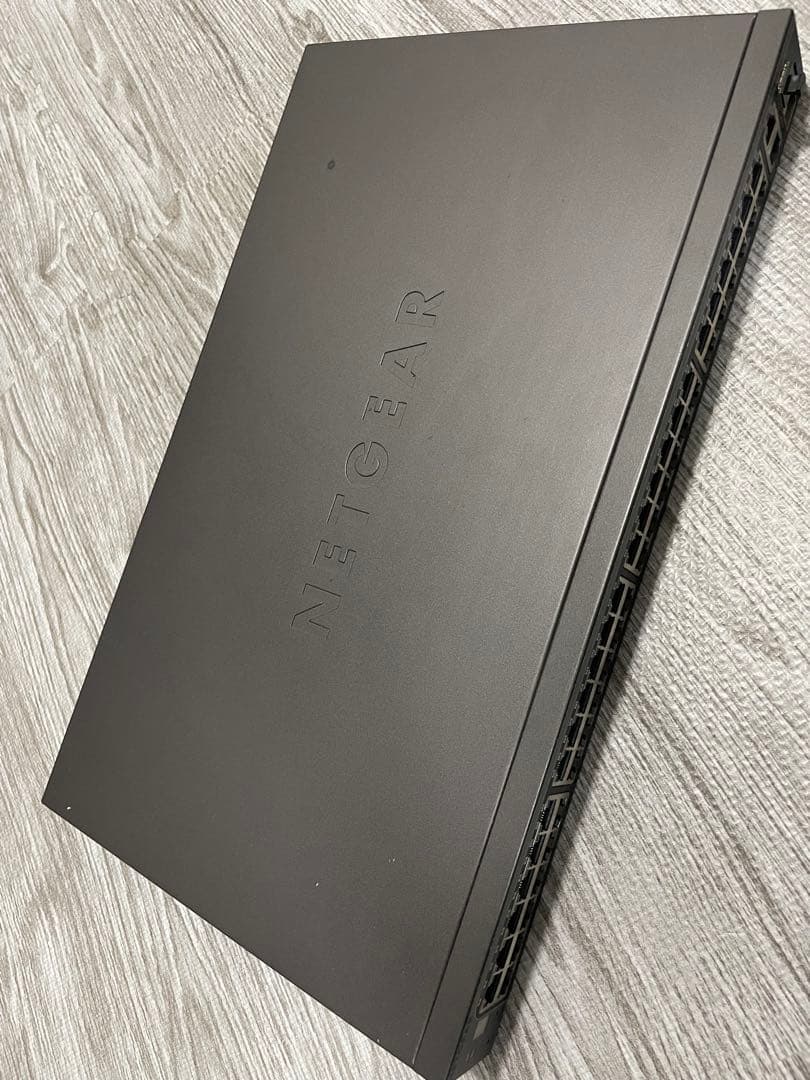 Netgear ProSAFE S3300-52X スイッチングハブ