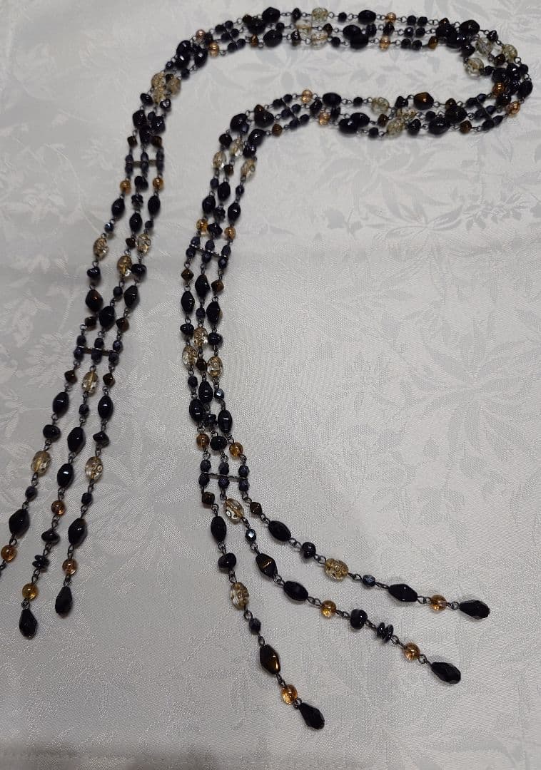 ジュエリー作家　ラリエット　1点物　 黒と茶色 多層デザイン