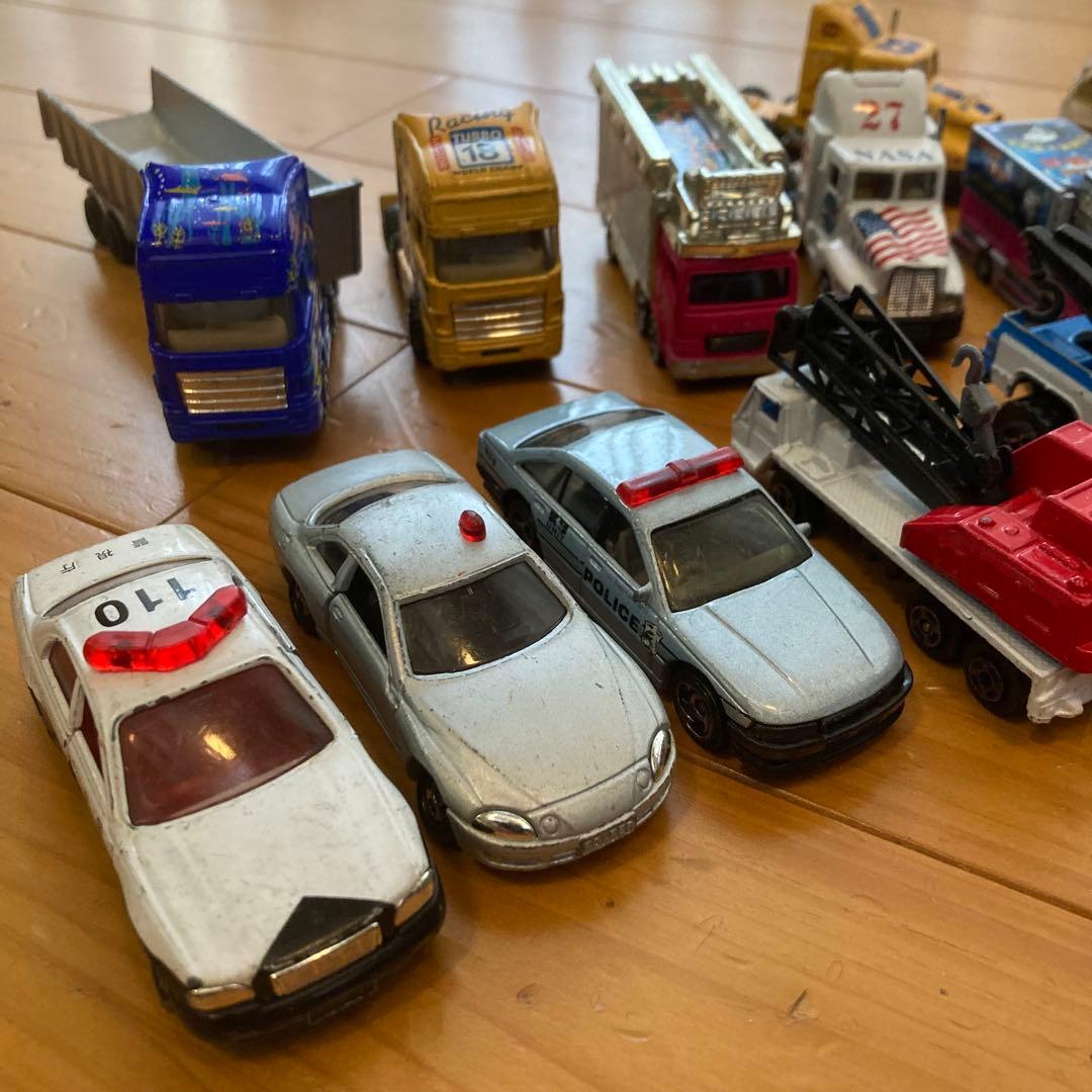 模型　ミニカー　トレーラー　デコトラ　バス　パトカー　JAF クレーン車