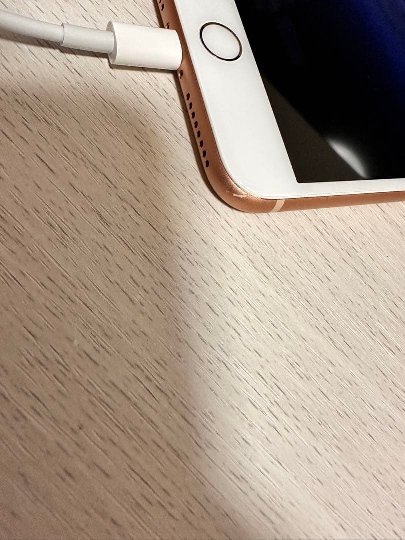 iPhone8Plus ゴールド　64GB