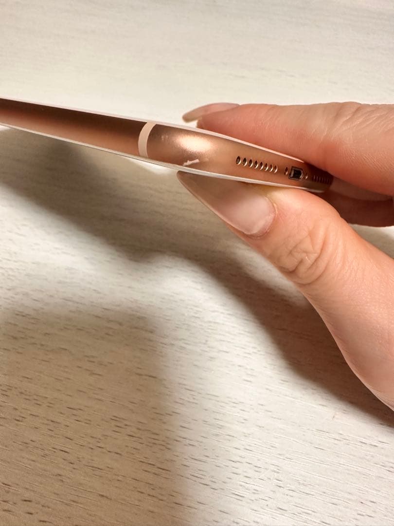 iPhone8Plus ゴールド　64GB