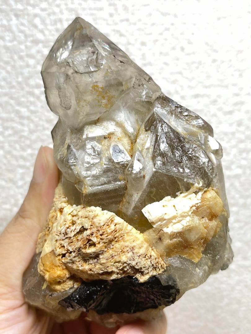 ブラジル産　エレスチャルクォーツ　スモーキー　ブラックトルマリンと方解共生