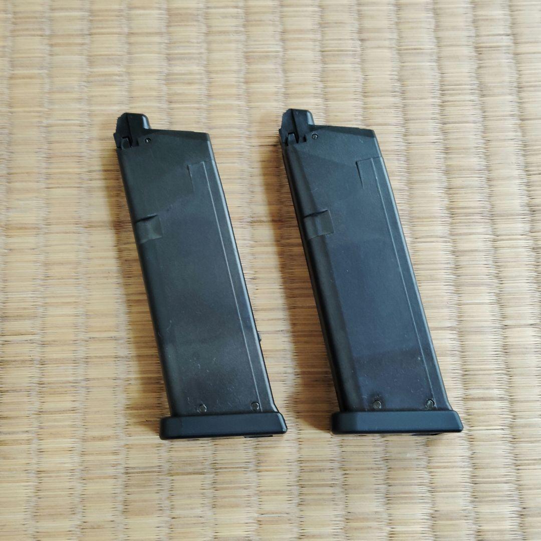 【東京マルイ】Glock 19 Gen 4 ガスガン マガジン2本付き