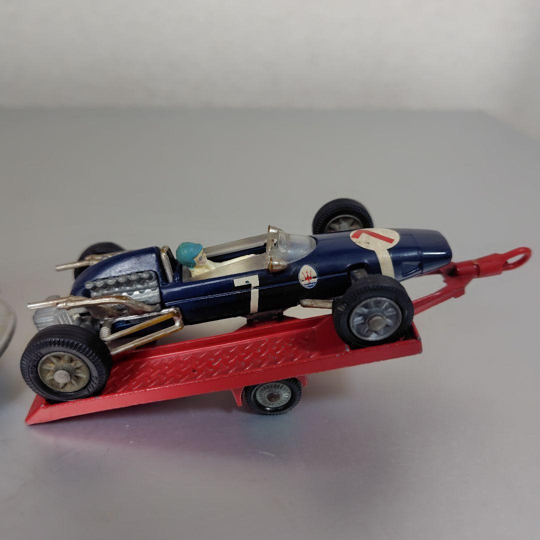 週末限定価格❗コーギー　フォルクスワーゲンとマセラティフォーミュラとトレーラー