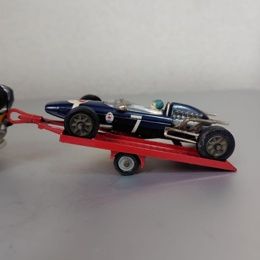 週末限定価格❗コーギー　フォルクスワーゲンとマセラティフォーミュラとトレーラー