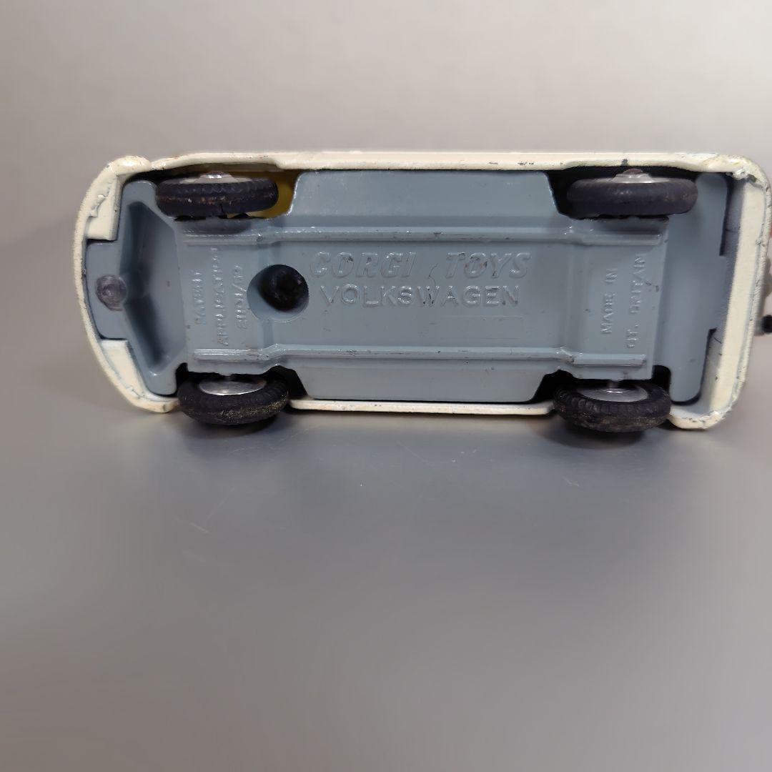 週末限定価格❗コーギー　フォルクスワーゲンとマセラティフォーミュラとトレーラー