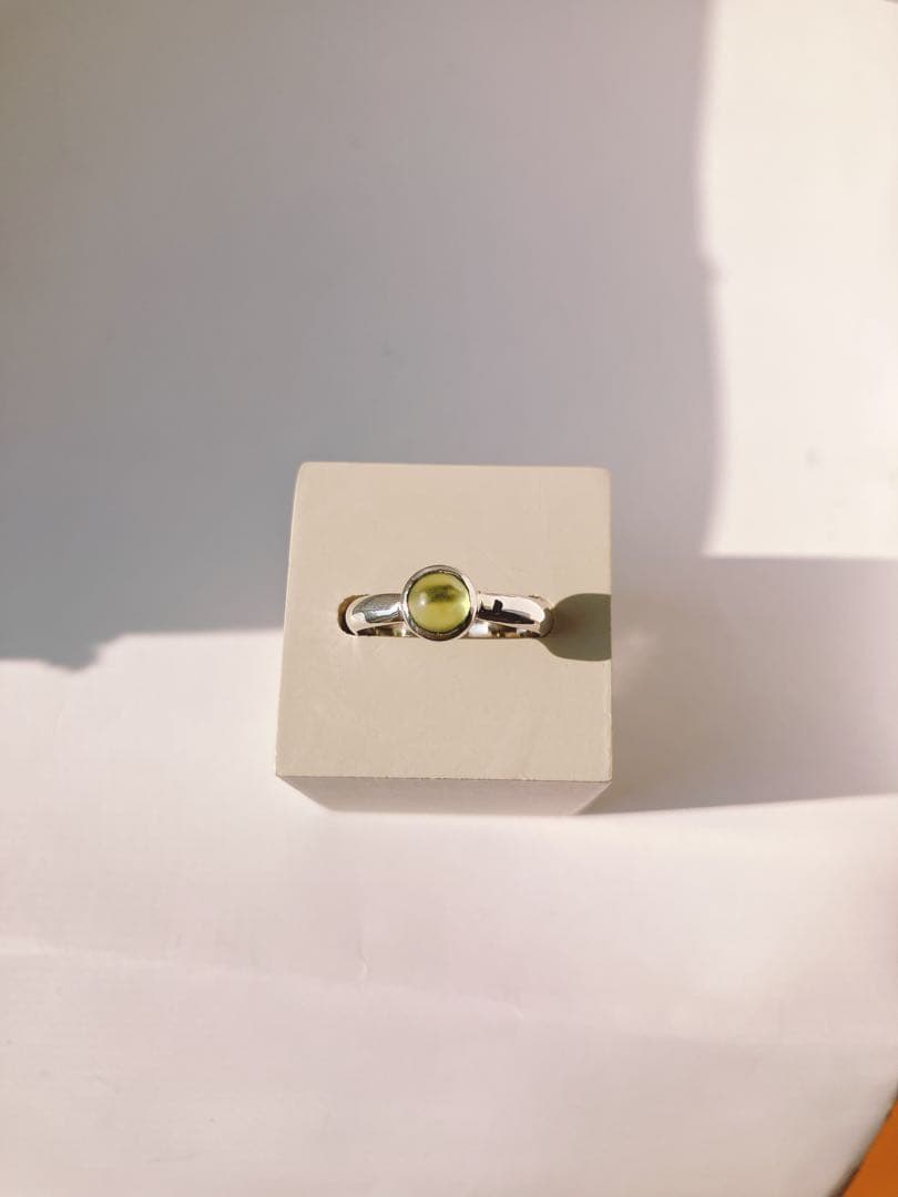 ペリドット　シルバー950天然石リング