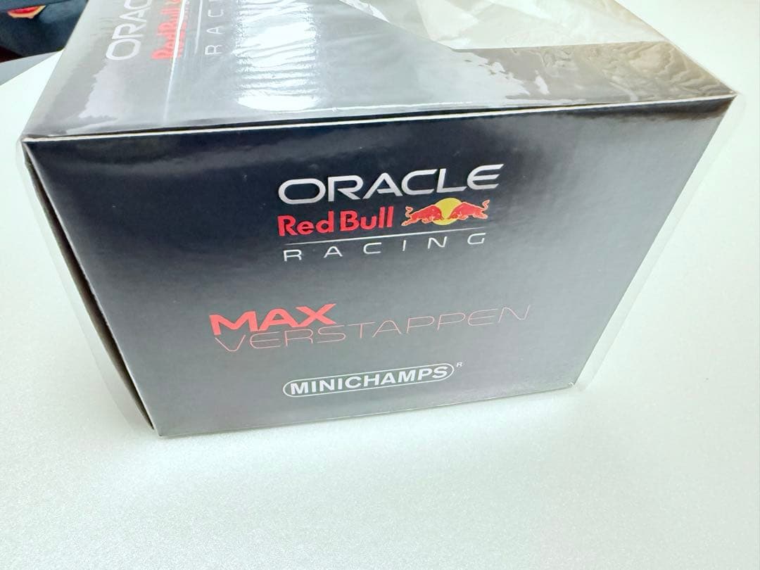 マックス・フェルスタッペン F1 2025日本GP 優勝 ミニチャンプス1/18