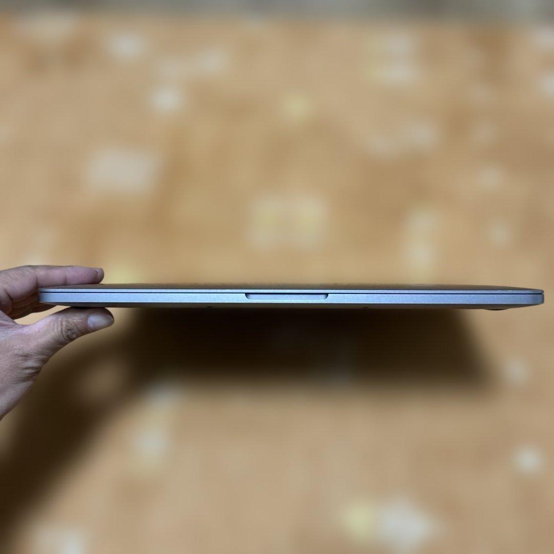 美品MacBook Pro 2020 M1 A2338 8/ 500GB 8コア