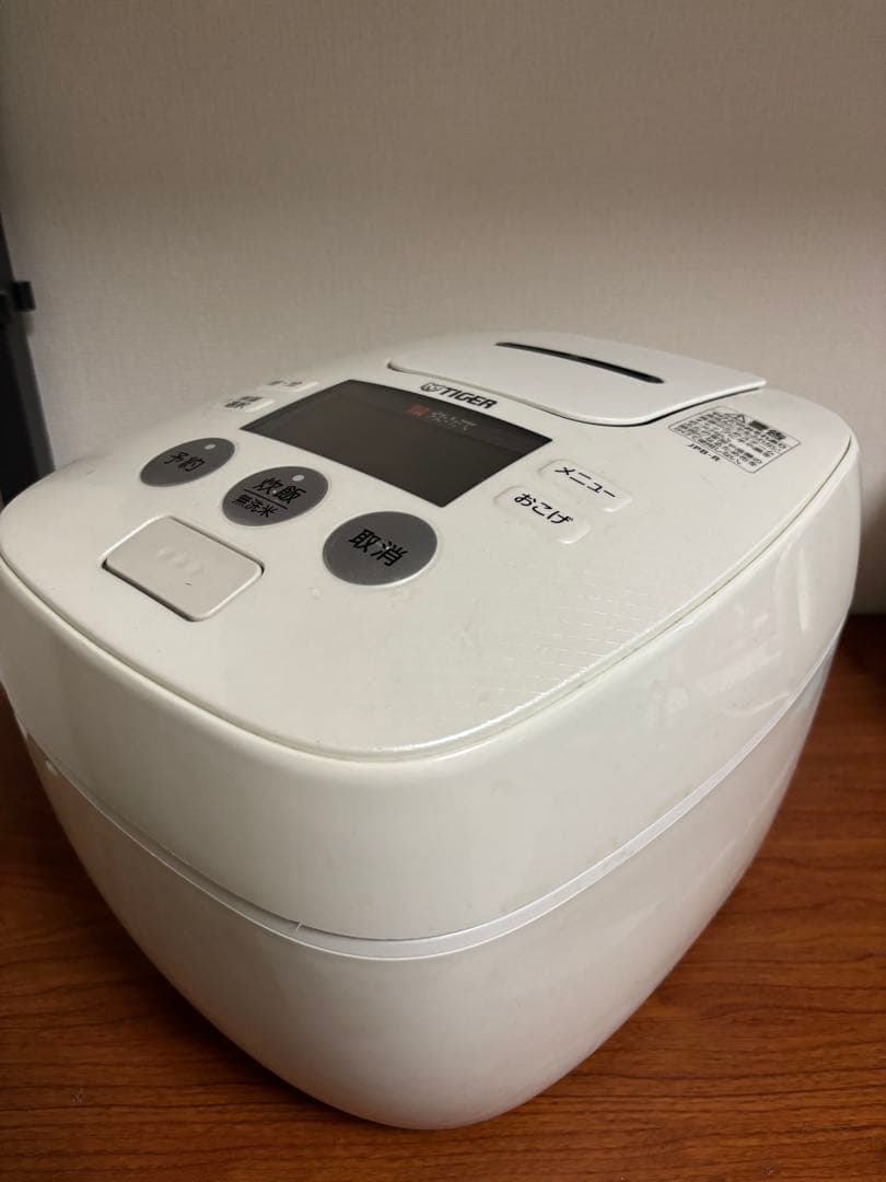 TIGER 炊飯器 5.5合　圧力IH 炊きたて炊飯ジャー