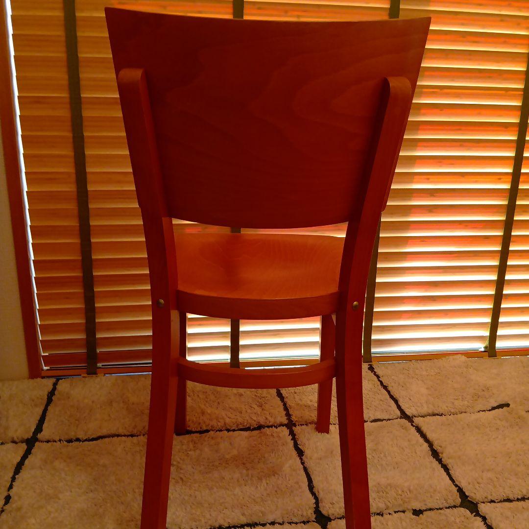 onちゃん　　ウニコ　チェア